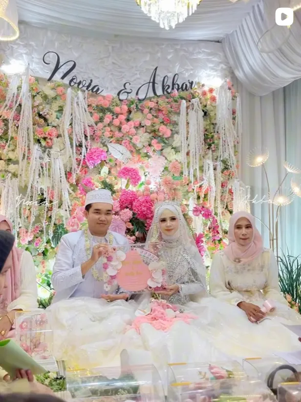 Novia & Akbar — Akad